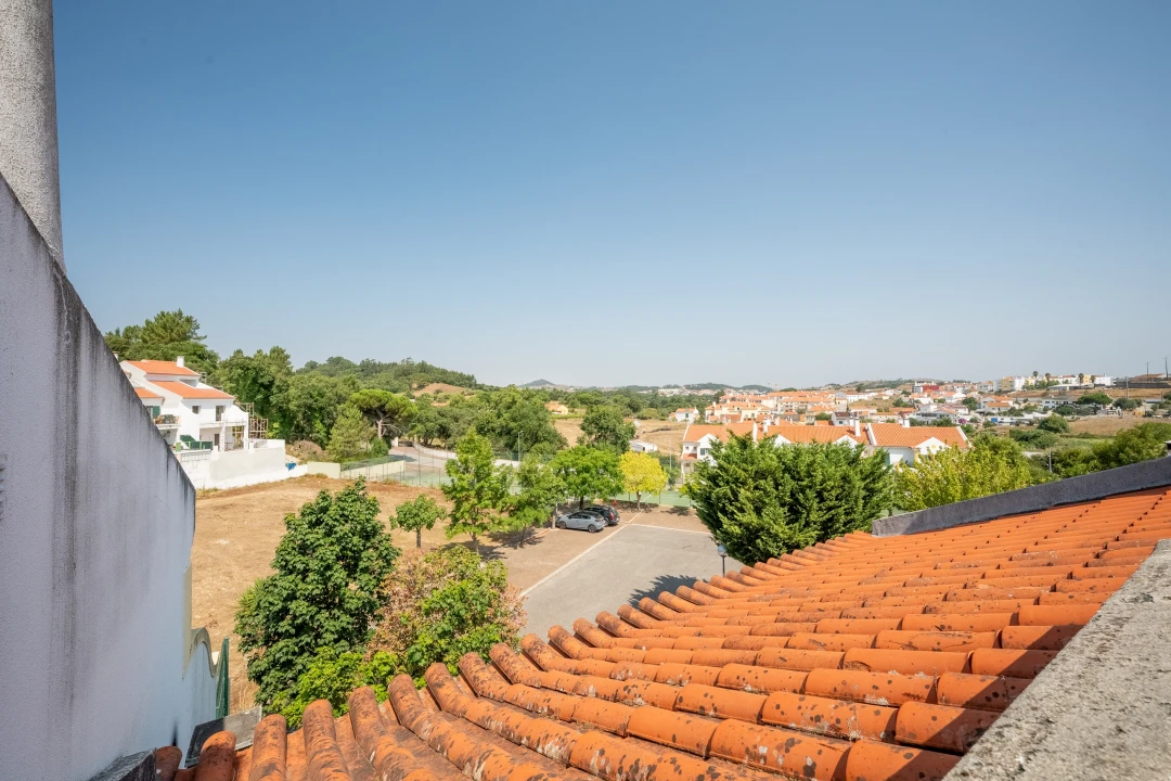 Moradia T3 para Venda em Venda do Pinheiro e Santo Estêvão das Galés Foto 18