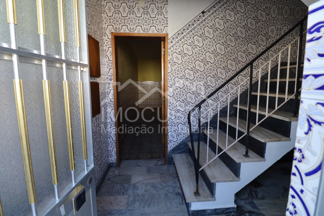 Apartamento T3 para Venda em Vila Real de Santo Antonio Foto 2
