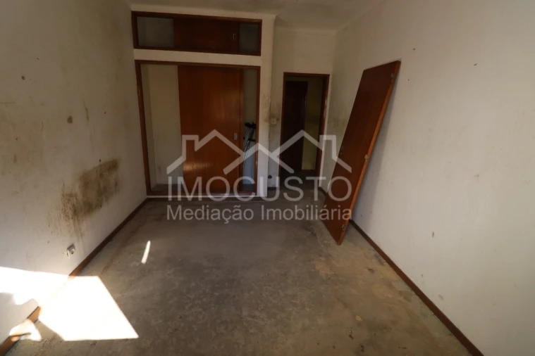 Apartamento T3 para Venda em Vila Real de Santo Antonio Foto 12
