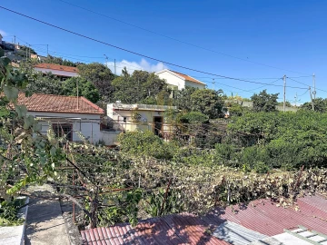 Moradia T6 para Venda em Santa Cruz