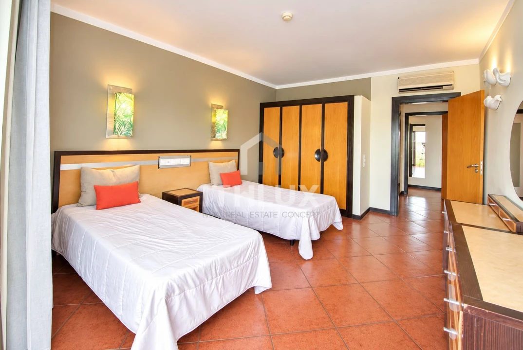 Apartamento T1 para Venda em Albufeira e Olhos de Água Foto 9