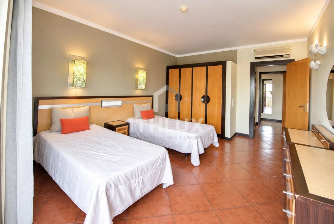Apartamento T1 para Venda em Albufeira e Olhos de Água Foto 1