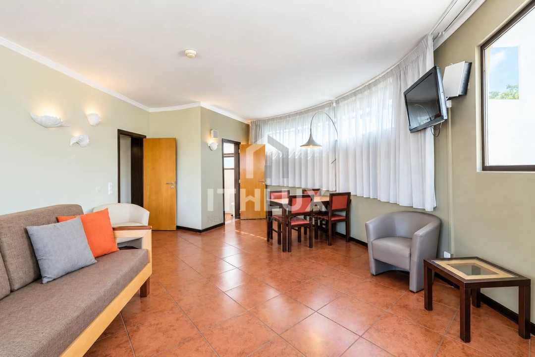 Apartamento T1 para Venda em Albufeira e Olhos de Água Foto 2