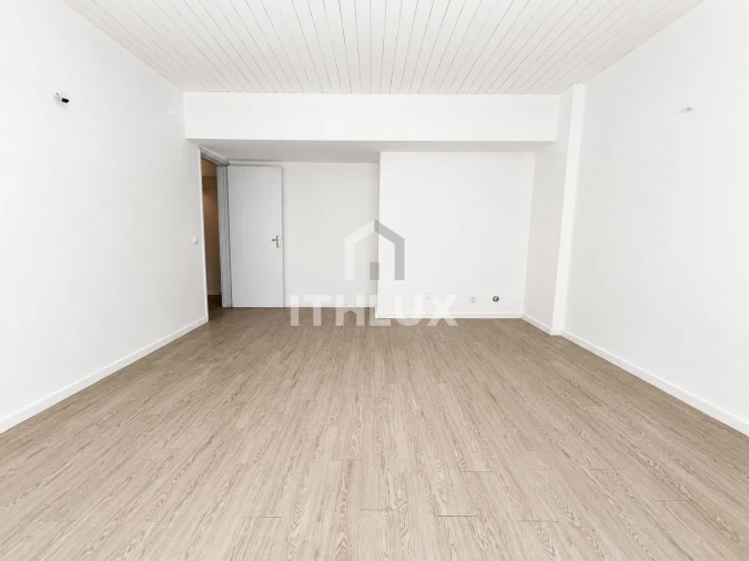 Apartamento T2 para Venda em Cascais e Estoril Foto 4