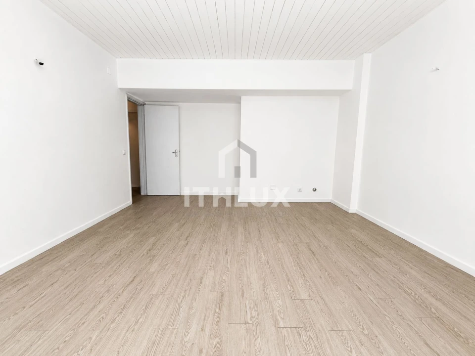 Apartamento T2 para Venda em Cascais e Estoril Foto 4