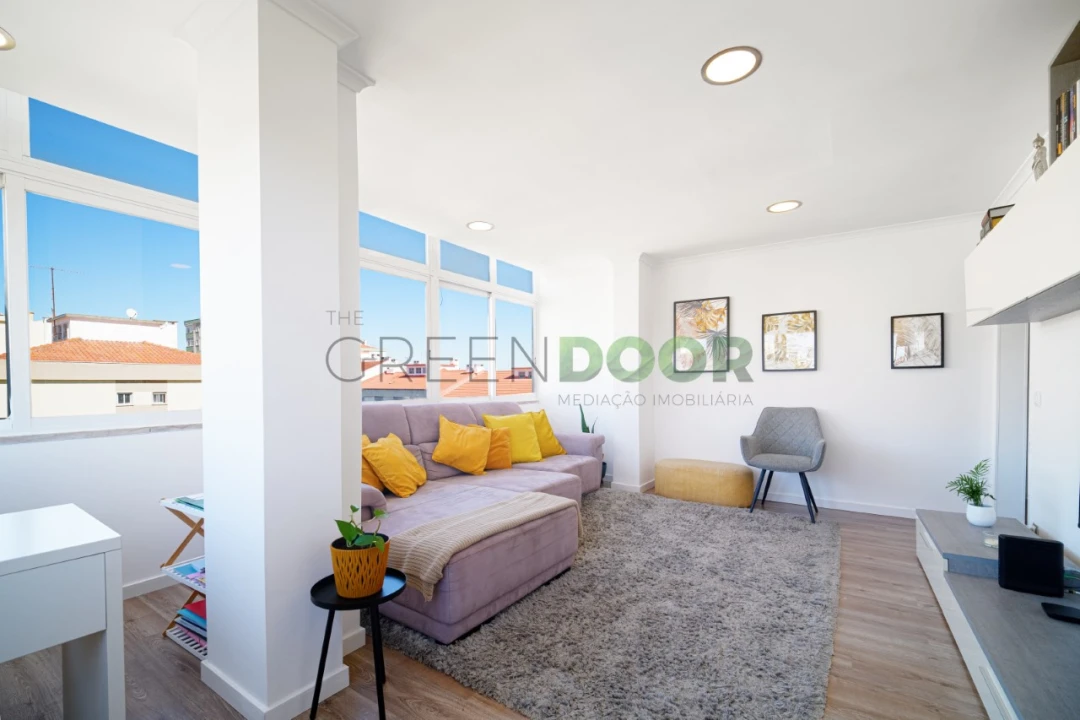 Apartamento T3 para Venda em Corroios Foto 14