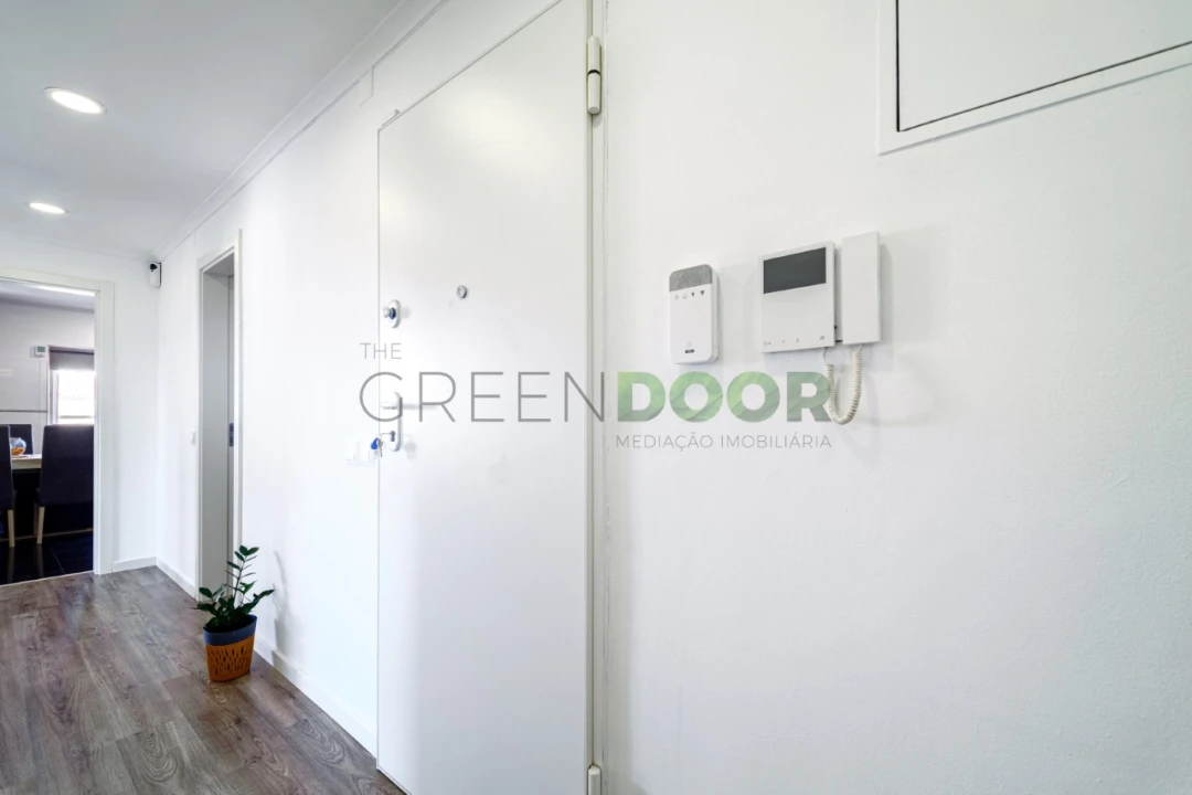 Apartamento T3 para Venda em Corroios Foto 9