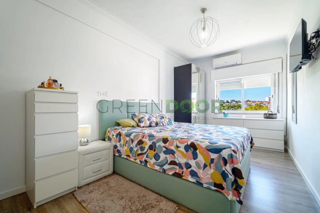 Apartamento T3 para Venda em Corroios Foto 7