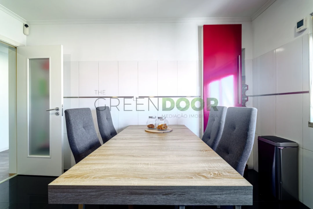Apartamento T3 para Venda em Corroios Foto 29