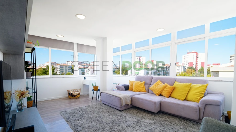 Apartamento T3 para Venda em Corroios