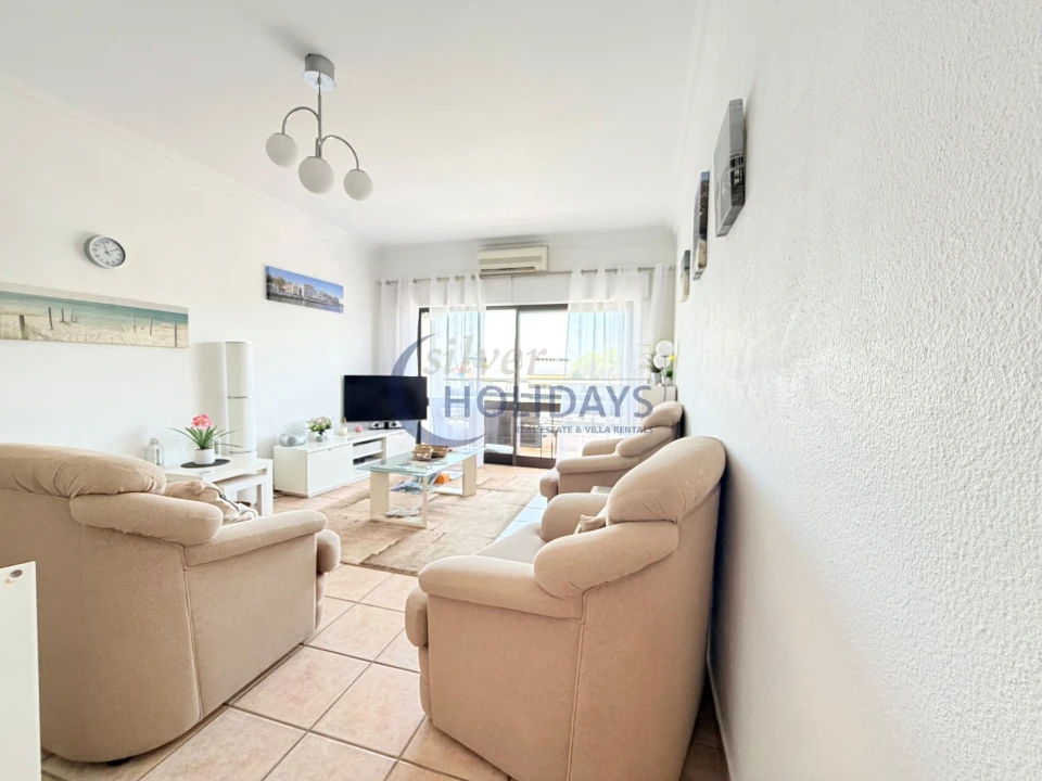 Apartamento T2 para Venda em Quarteira Foto 4