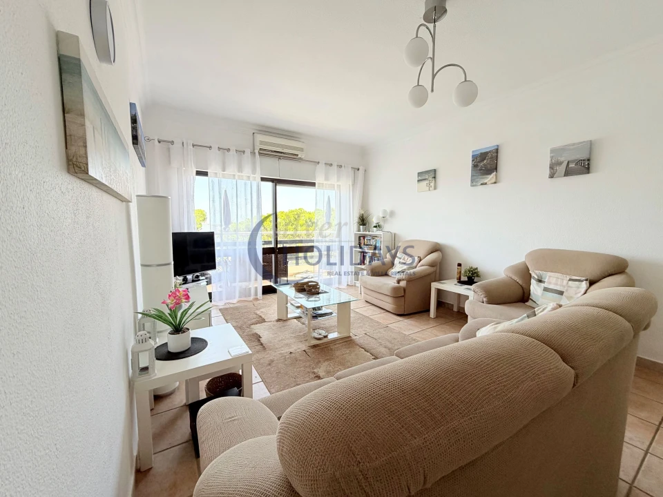 Apartamento T2 para Venda em Quarteira Foto 2