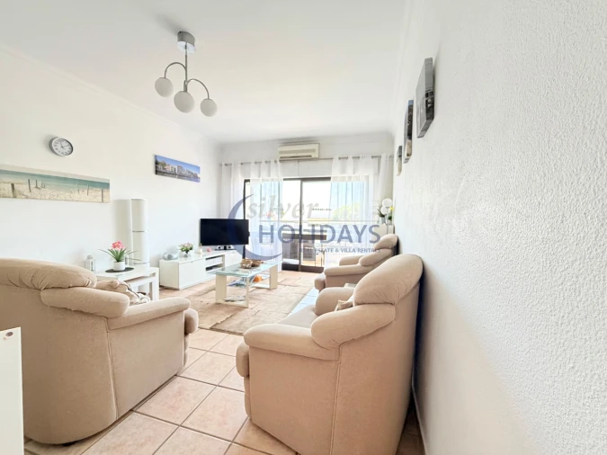 Apartamento T2 para Venda em Quarteira Foto 4
