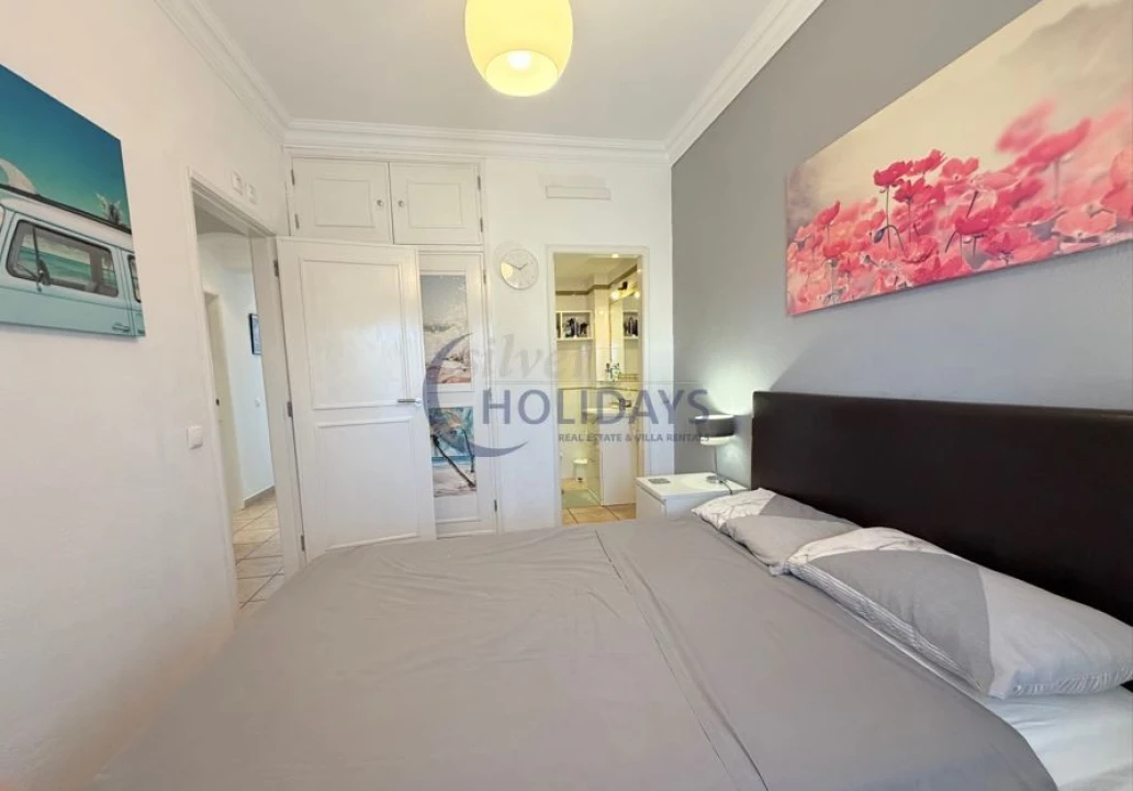 Apartamento T2 para Venda em Quarteira Foto 10