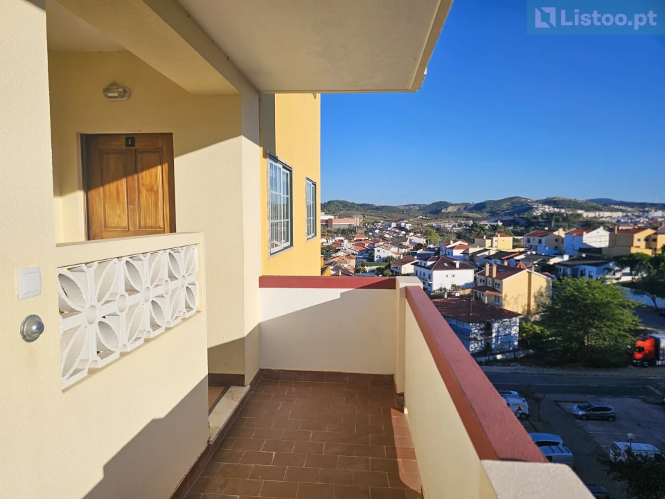 Apartamento T3 para Venda em Santa Maria, São Pedro e Matacães Foto 1