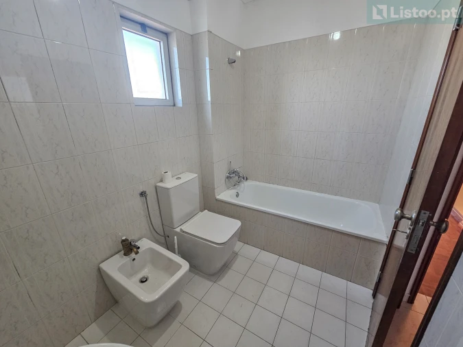 Apartamento T3 para Venda em Santa Maria, São Pedro e Matacães Foto 27