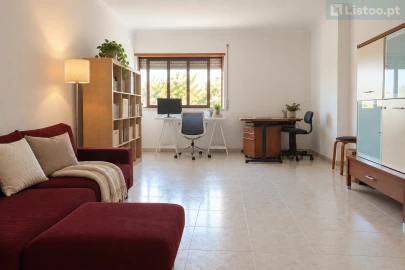 Apartamento T2 para Venda em Algés, Linda-A-Velha e Cruz Quebrada-Dafundo