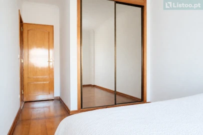 Apartamento T2 para Venda em Algés, Linda-A-Velha e Cruz Quebrada-Dafundo