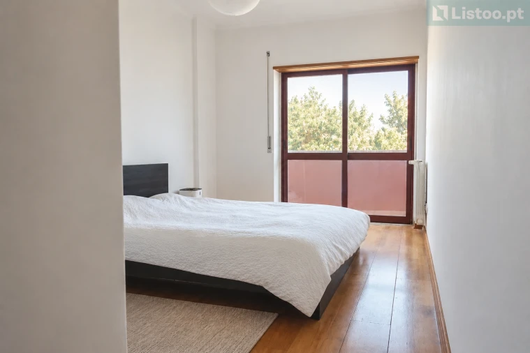 Apartamento T2 para Venda em Algés, Linda-A-Velha e Cruz Quebrada-Dafundo Foto 3