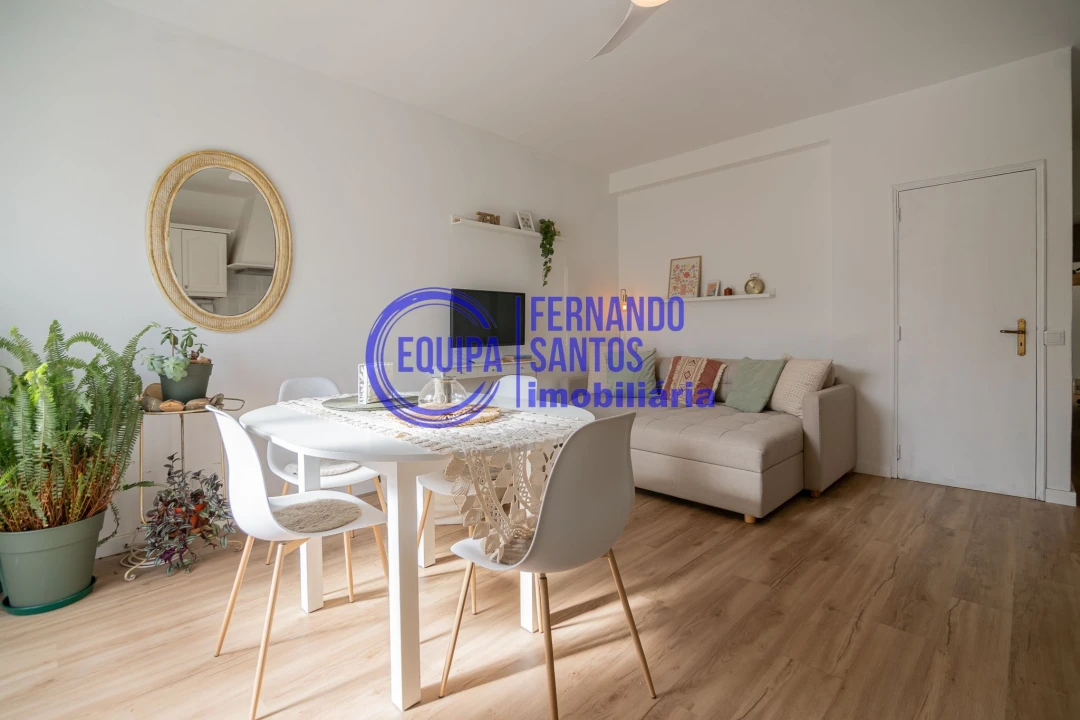 Apartamento T1 para Venda em Silves Foto 35
