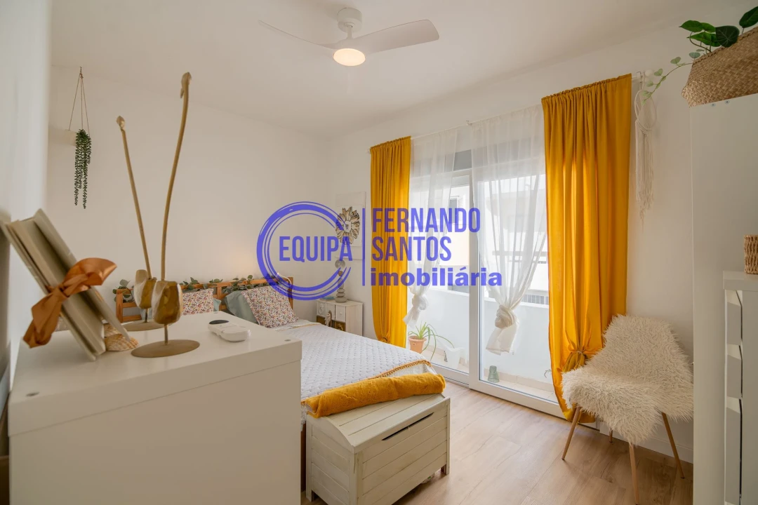 Apartamento T1 para Venda em Silves Foto 6