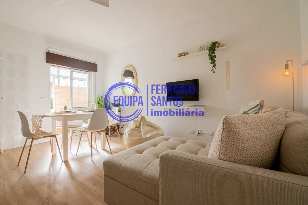 Apartamento T1 para Venda em Silves Foto 25