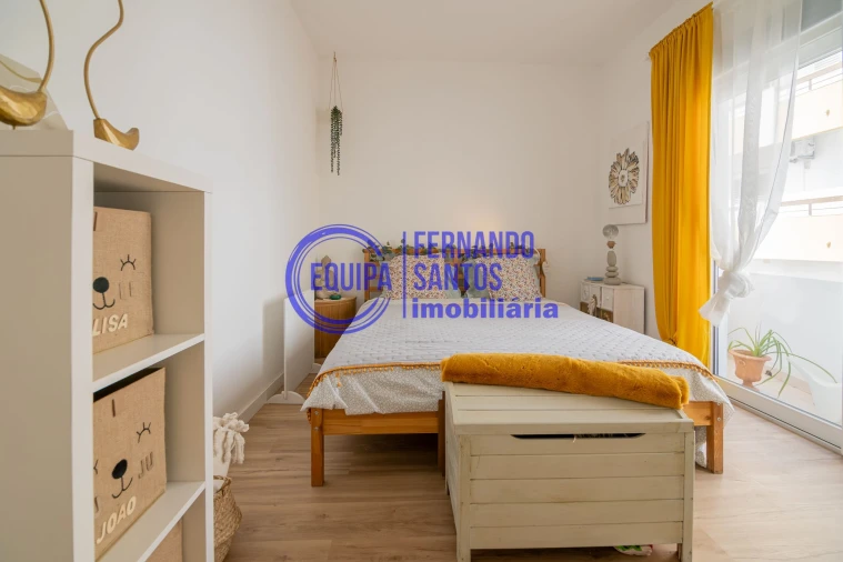 Apartamento T1 para Venda em Silves Foto 8