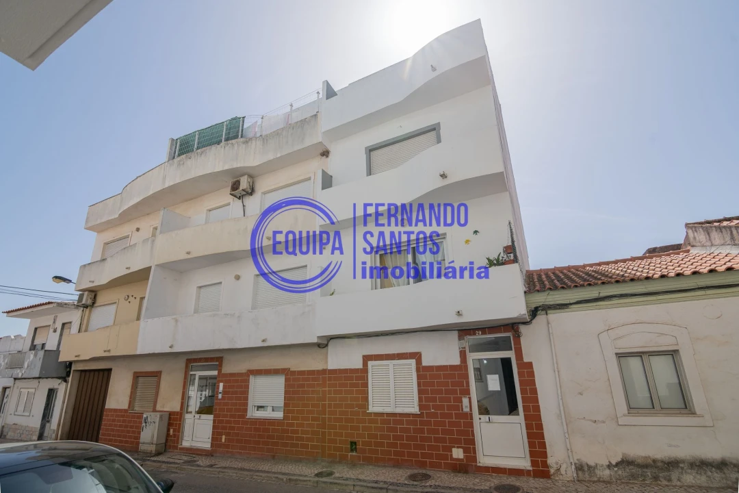 Apartamento T1 para Venda em Silves Foto 1