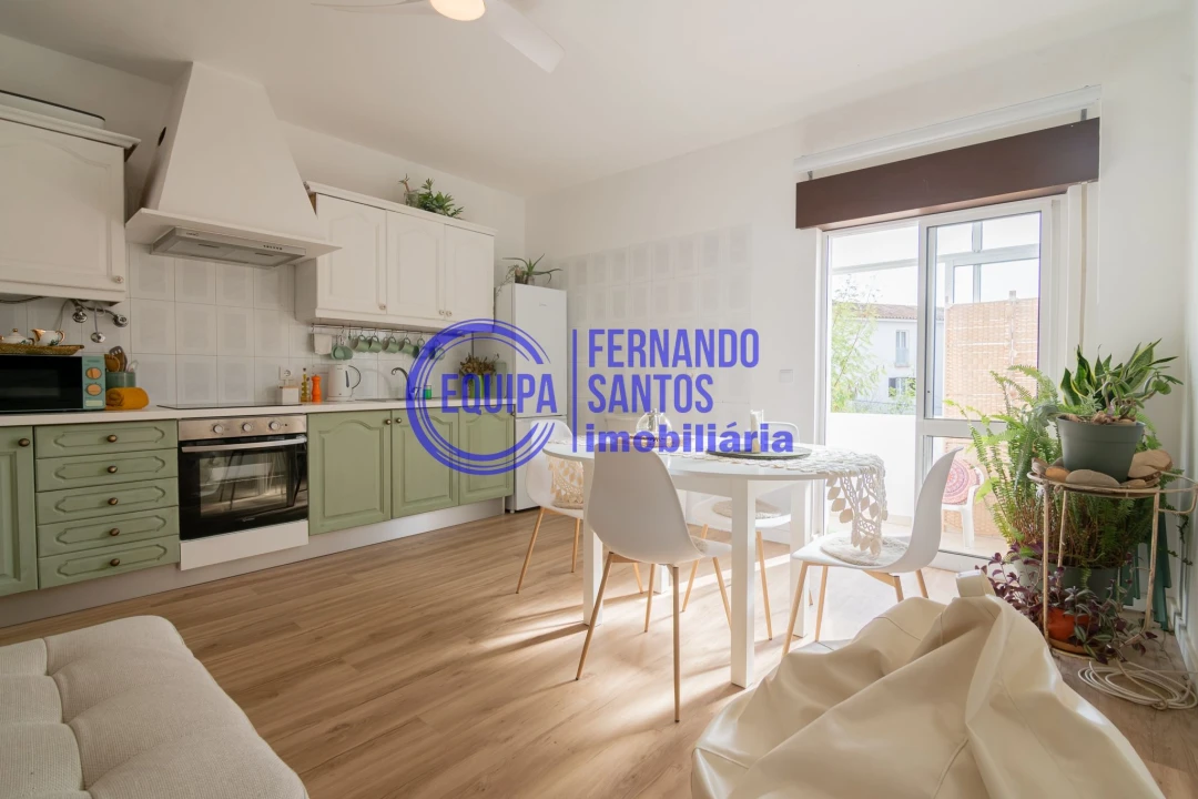Apartamento T1 para Venda em Silves Foto 26