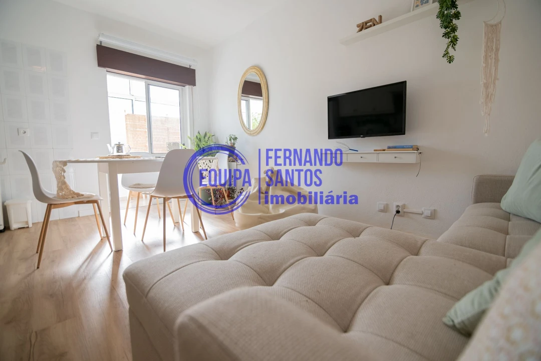 Apartamento T1 para Venda em Silves Foto 34