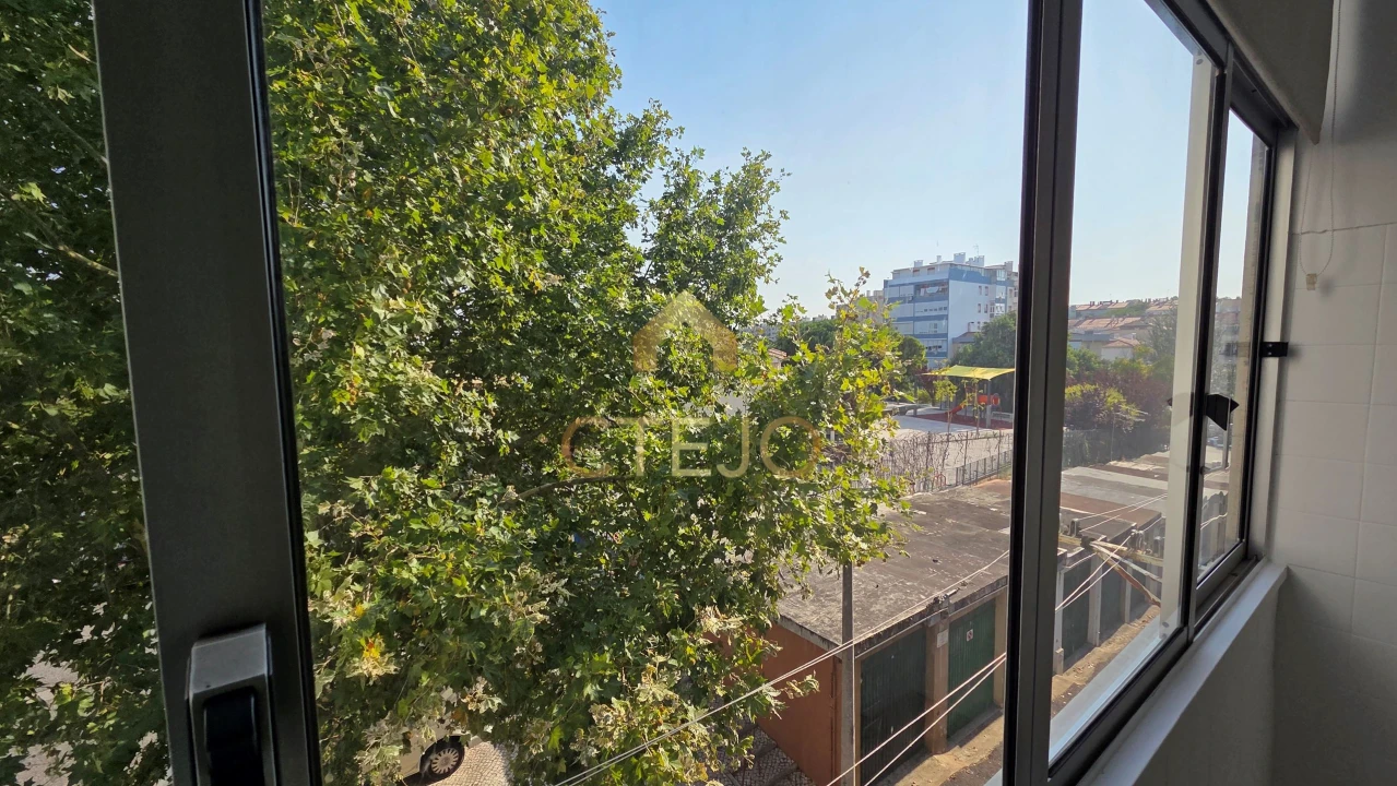Apartamento T2 para Venda em Santa Iria de Azoia, São João da Talha e Bobadela Foto 10