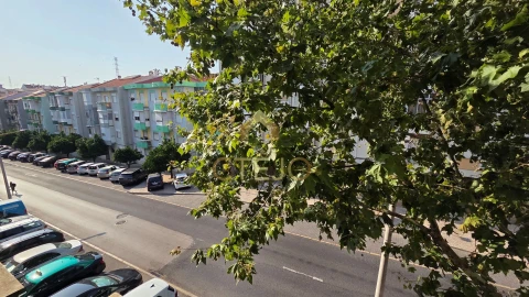 Apartamento T2 para Venda em Santa Iria de Azoia, São João da Talha e Bobadela