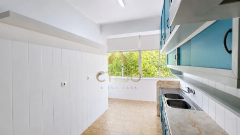 Apartamento T2 para Venda em Santa Iria de Azoia, São João da Talha e Bobadela