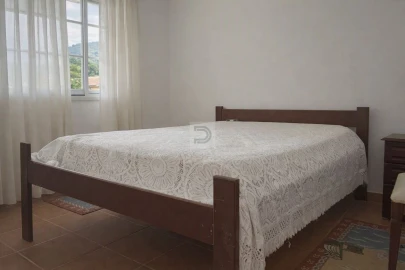 Quinta T6 para Venda em Pegões