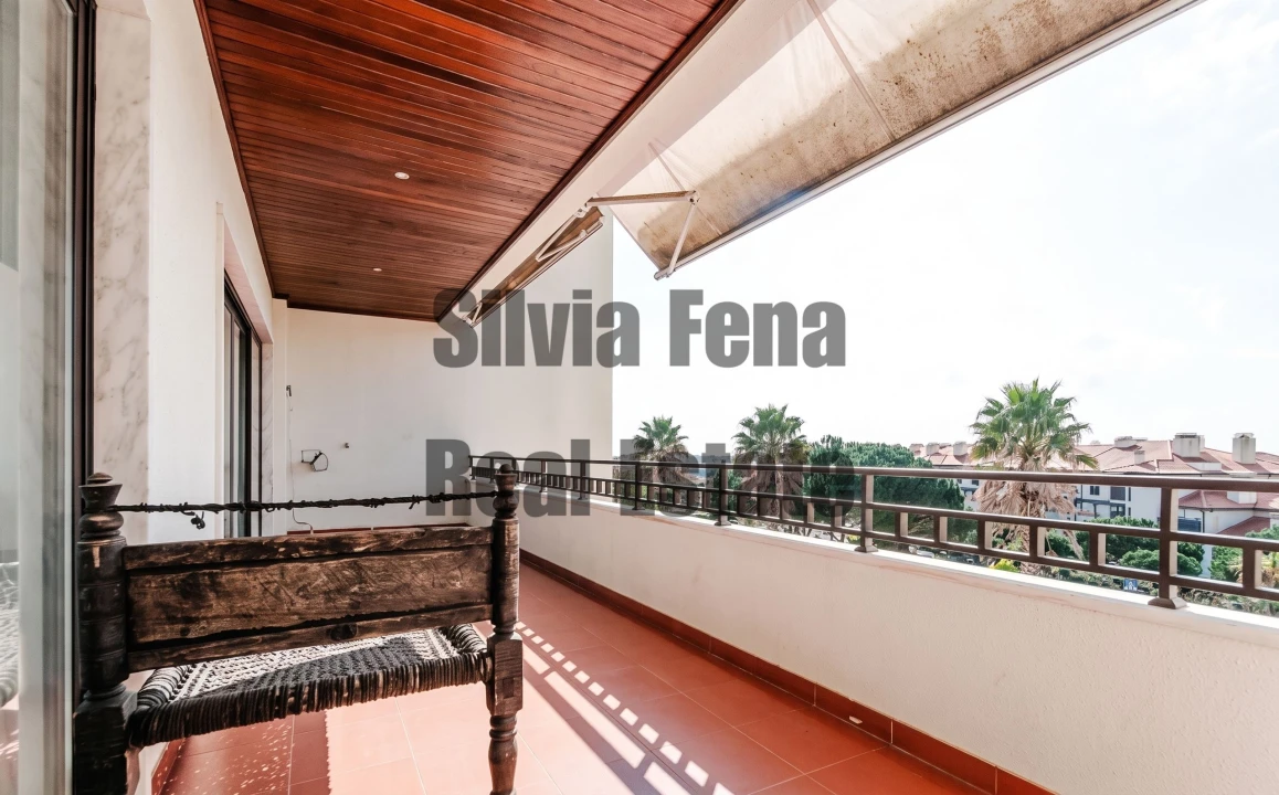 Apartamento T2 para Venda em Agualva e Mira-Sintra Foto 14