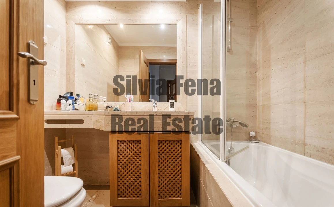 Apartamento T2 para Venda em Agualva e Mira-Sintra Foto 9