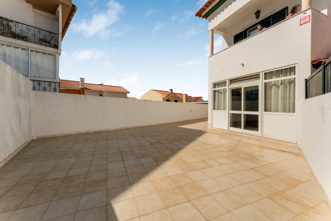 Moradia T4 para Venda em Carcavelos e Parede Foto 5