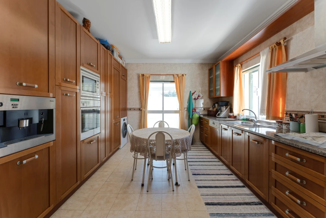 Moradia T4 para Venda em Carcavelos e Parede Foto 4