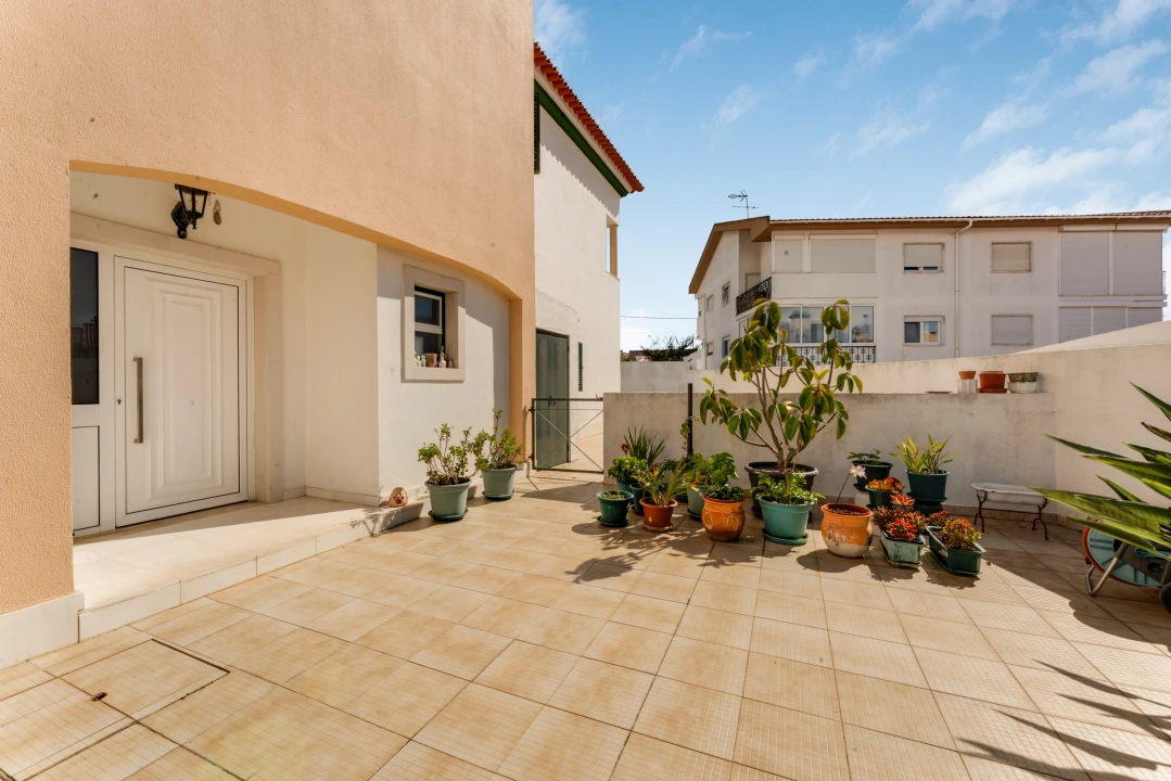 Moradia T4 para Venda em Carcavelos e Parede Foto 31