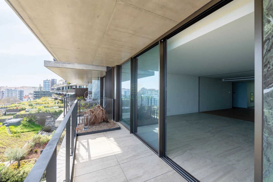 Apartamento T3 para Venda em São Martinho Foto 35