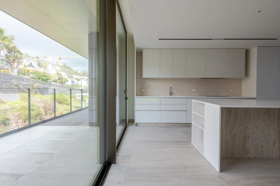 Apartamento T3 para Venda em São Martinho Foto 32