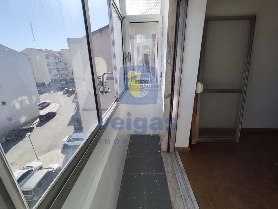 Apartamento T1 para Venda em Baixa da Banheira e Vale da Amoreira Foto 17