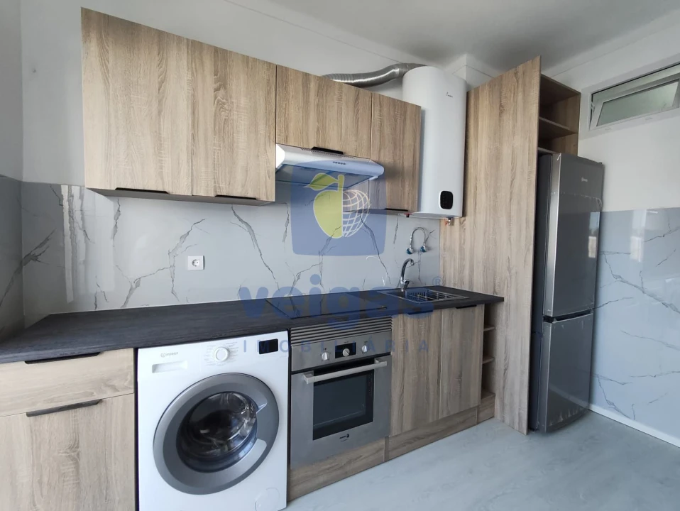 Apartamento T1 para Venda em Baixa da Banheira e Vale da Amoreira Foto 1