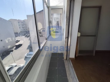 Apartamento T1 para Venda em Baixa da Banheira e Vale da Amoreira