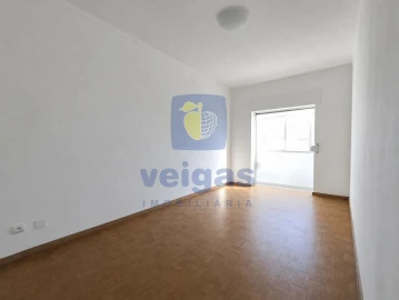 Apartamento T1 para Venda em Baixa da Banheira e Vale da Amoreira