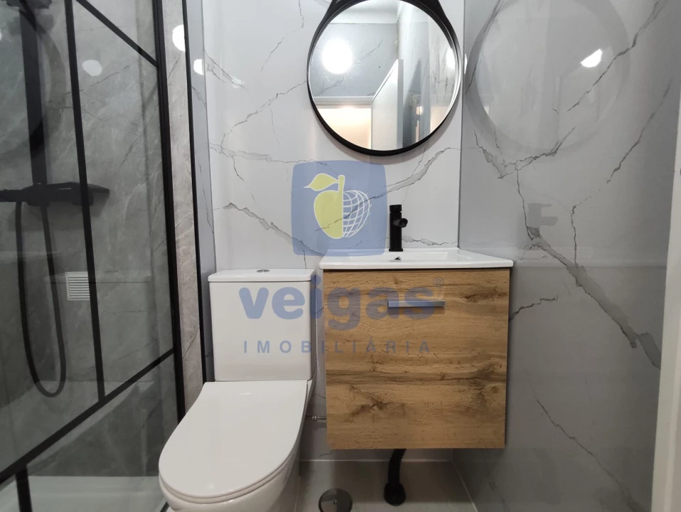 Apartamento T1 para Venda em Baixa da Banheira e Vale da Amoreira Foto 12