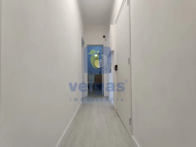 Apartamento T1 para Venda em Baixa da Banheira e Vale da Amoreira Foto 8