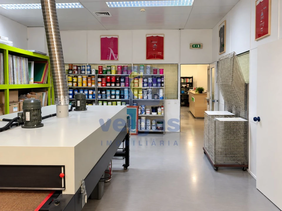 Armazém para Venda em Marvila Foto 8