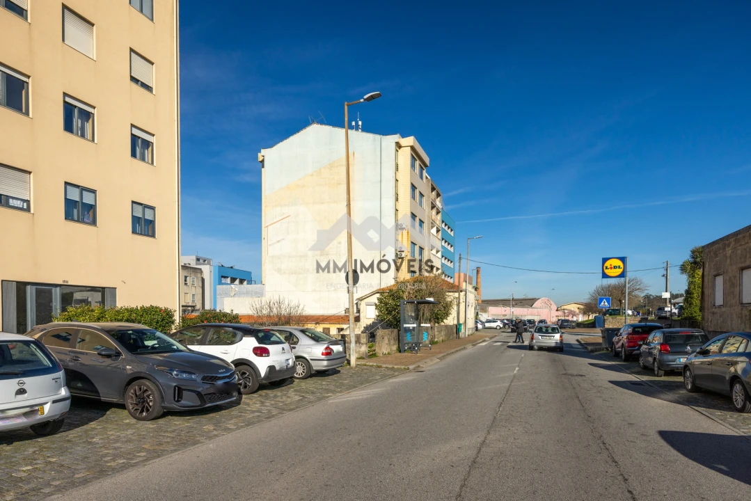 Garagem para Arrendamento em Matosinhos e Leça da Palmeira Foto 6