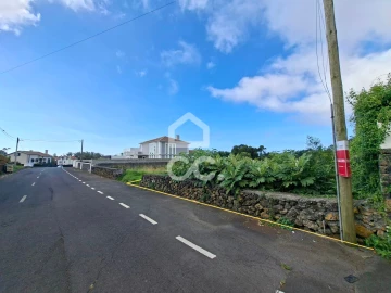 Terreno para Venda em São Mateus da Calheta